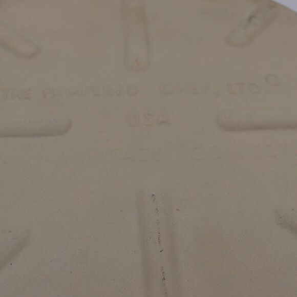 Pampered Chef 11" Deep Dish Stoneware Baker Seasoned Casserole Quiche Pan - Picture 2 of 6